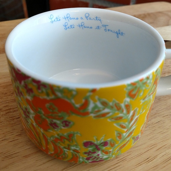 LILLY PULITZER 5pc Porcelain Stacking Espresso Mug - Picture 5 of 6